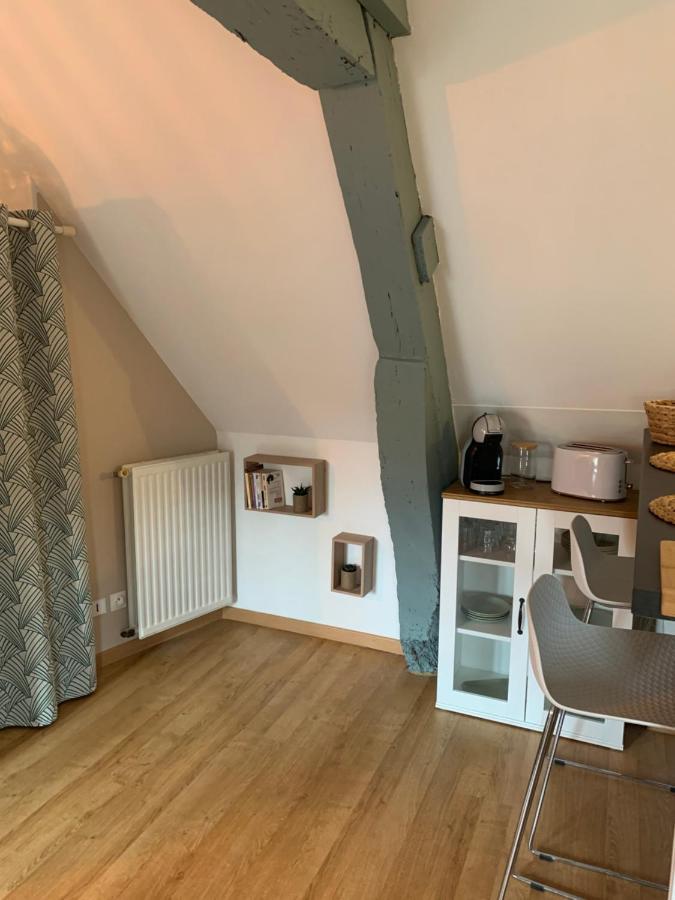 Charmant Appartement Renove บาเยอ ภายนอก รูปภาพ